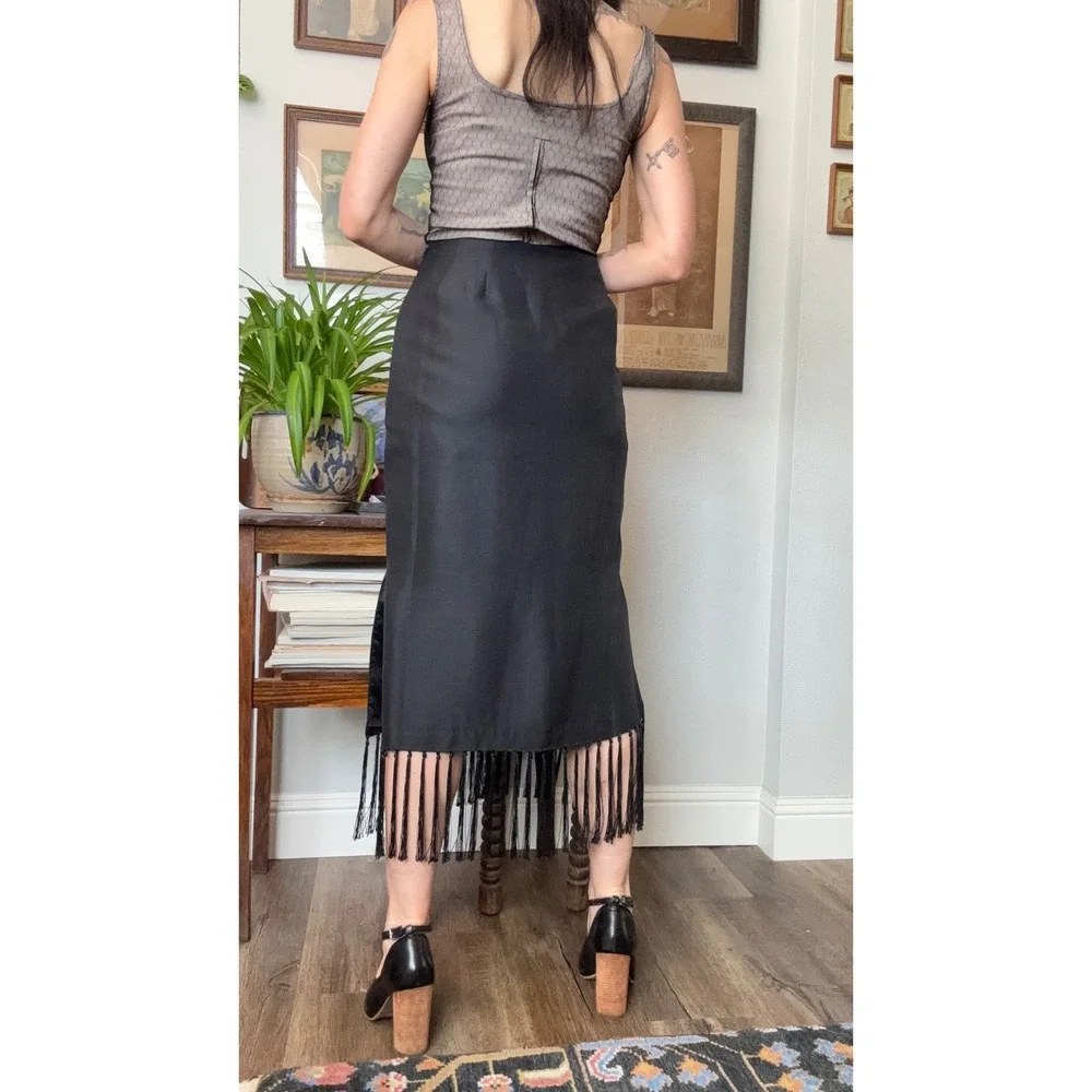 Vintage Y2k 90s Clio Petites Black Silk Floral Embroidered Fringe Midi Skirt